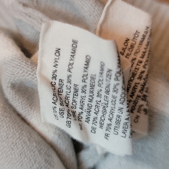 H&M Striped Top - Picture 5 of 5